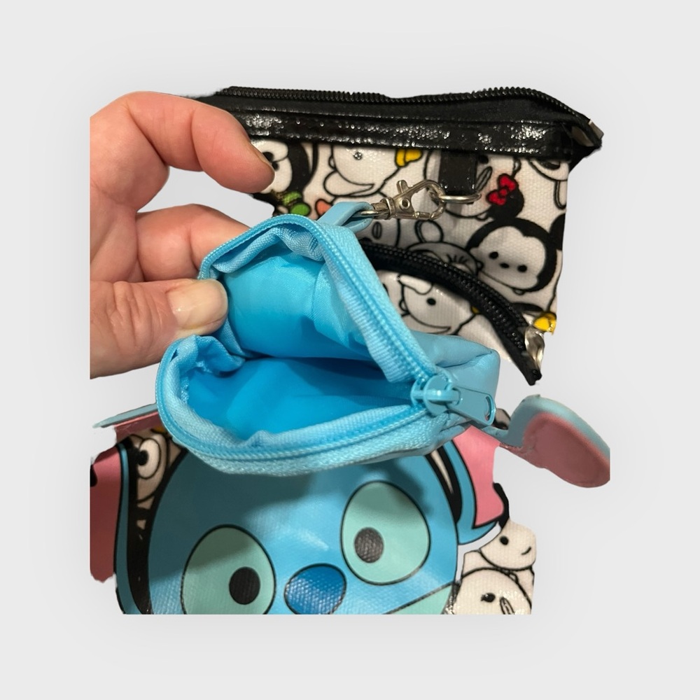 Disney Tsum Tsum collectable purse - Picture 3 of 13